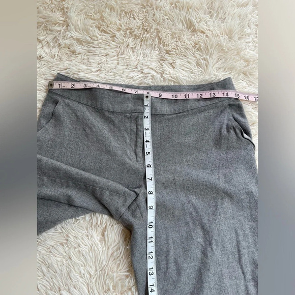 St. John Pants Size 4 Gray Trouser Sltraight Leg Wool Blend mid rise pockets - Picture 3 of 11